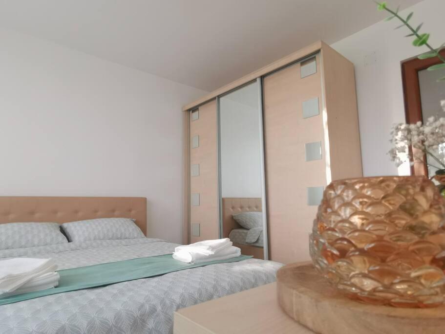 Apartament Gulliver In Centrul Vechi Iasi Buitenkant foto