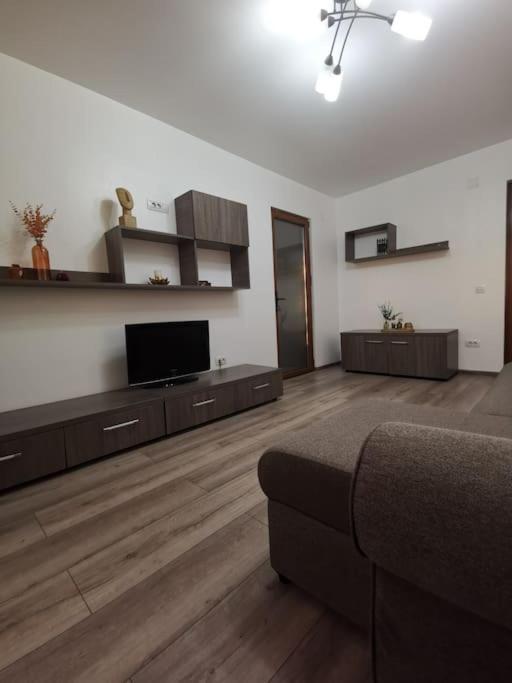 Apartament Gulliver In Centrul Vechi Iasi Buitenkant foto